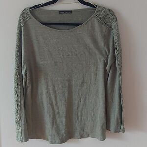 LONG sleeve with lace cable & gauge